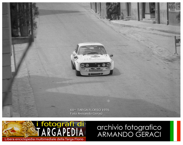 119 Alfa Romeo 2000 GTV M.Della Vedova - G.La Porta (1).jpg